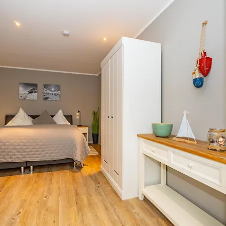 Ferienhaus Sirihus 2 *